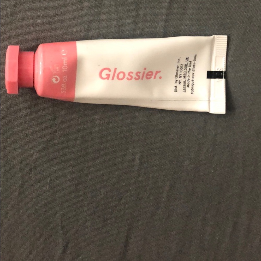 GLOSSIER LIQUID BLUSH